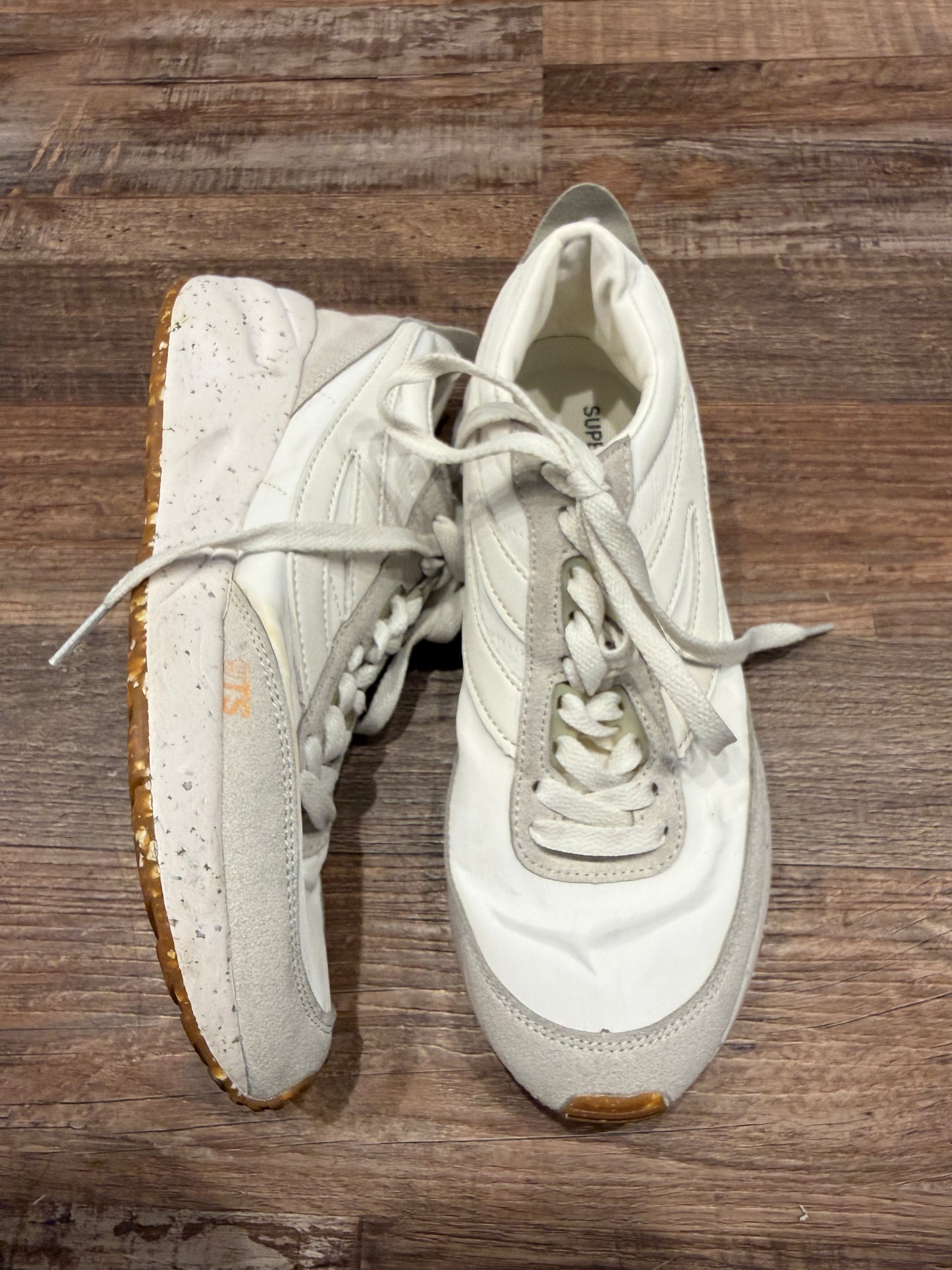 superga size 7.5 retail $159