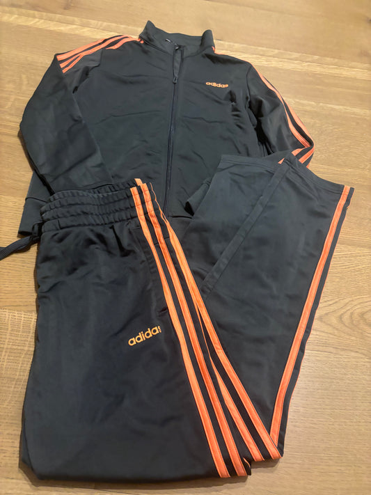 adidas medium jacket small bottoms