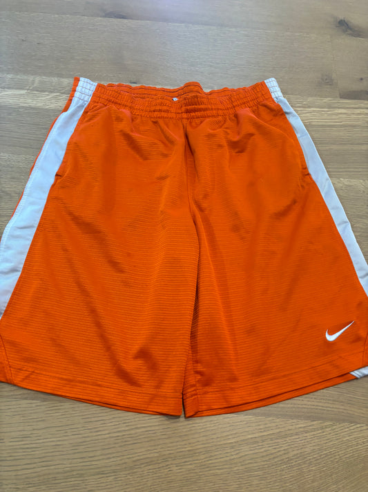 nike large