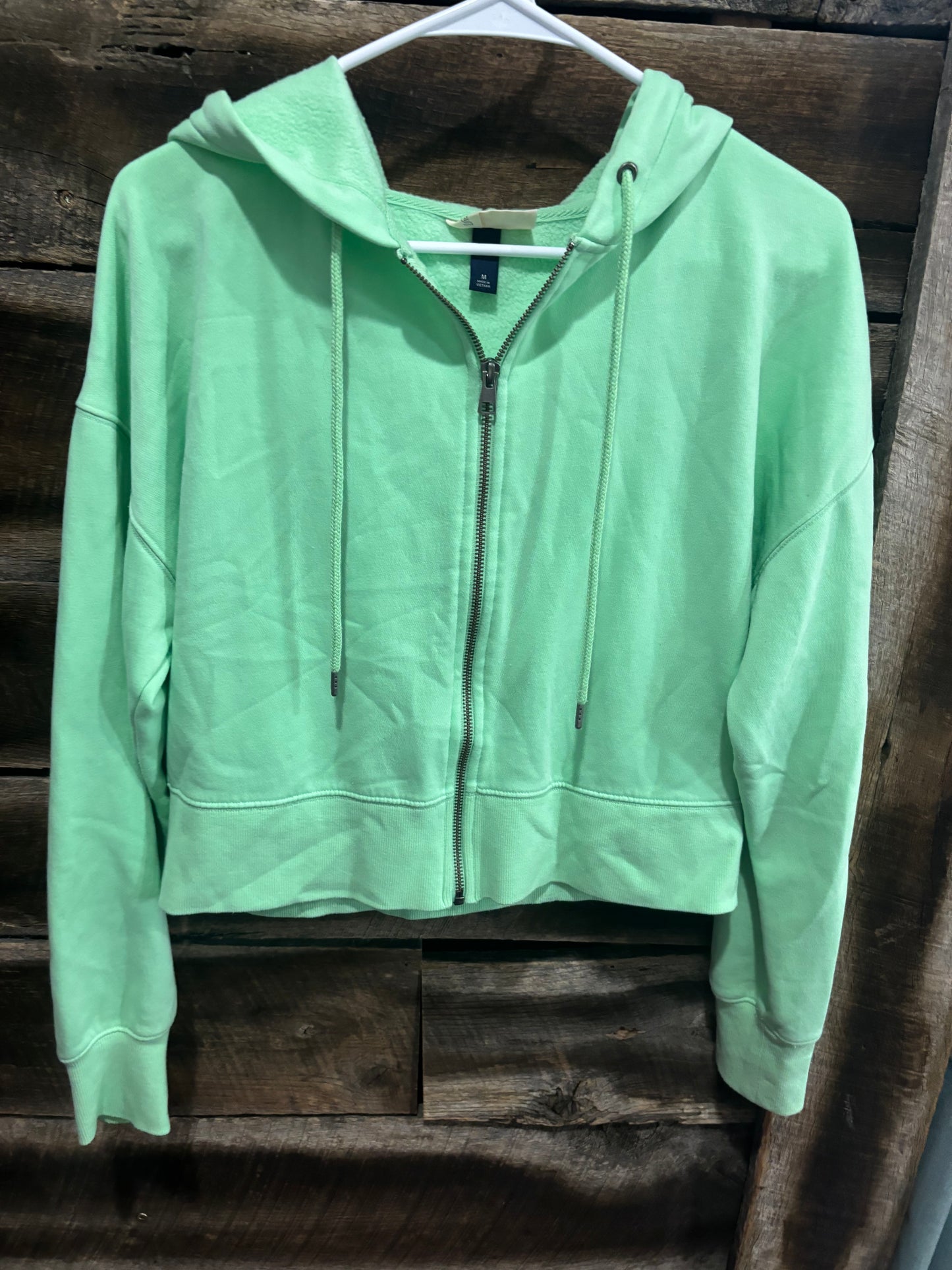 Universal Thread medium