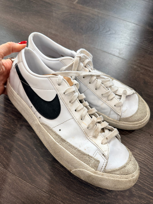 Nike men’s 12