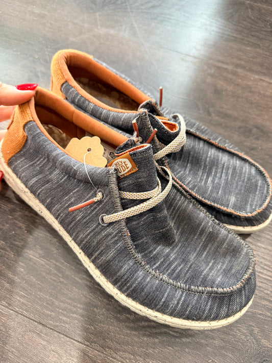 Hey dude men’s size 6