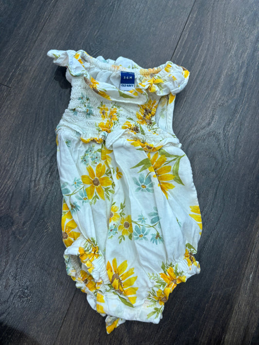 old navy 3/6m