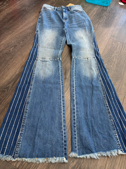 Blue B small