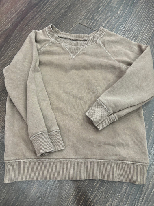 old navy 2T small spot