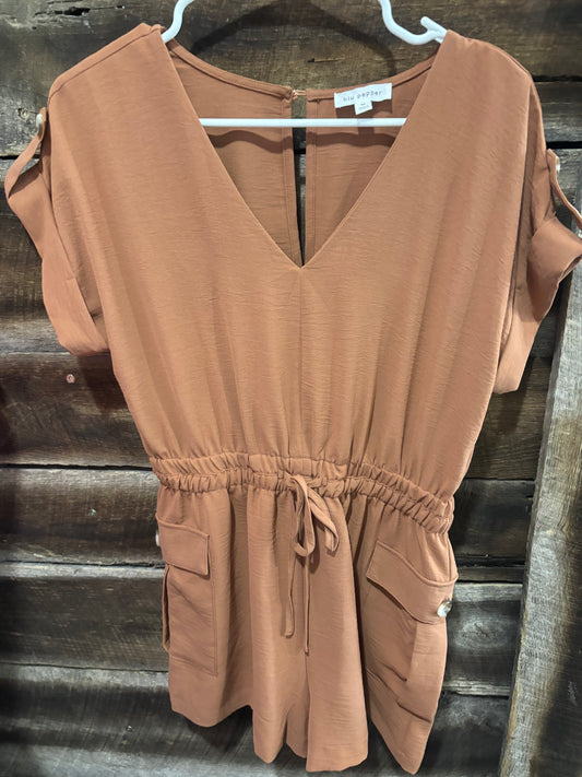Blu pepper medium romper