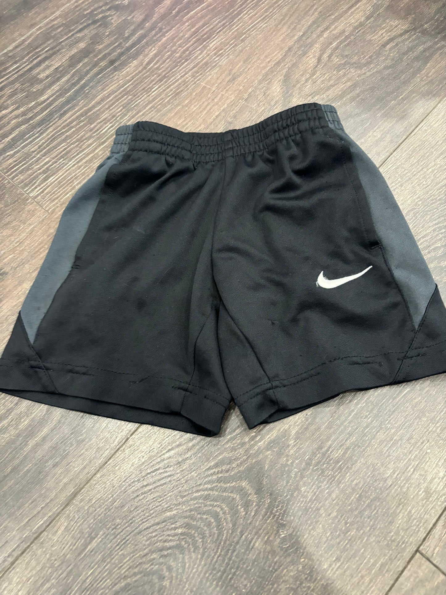 Nike 4T