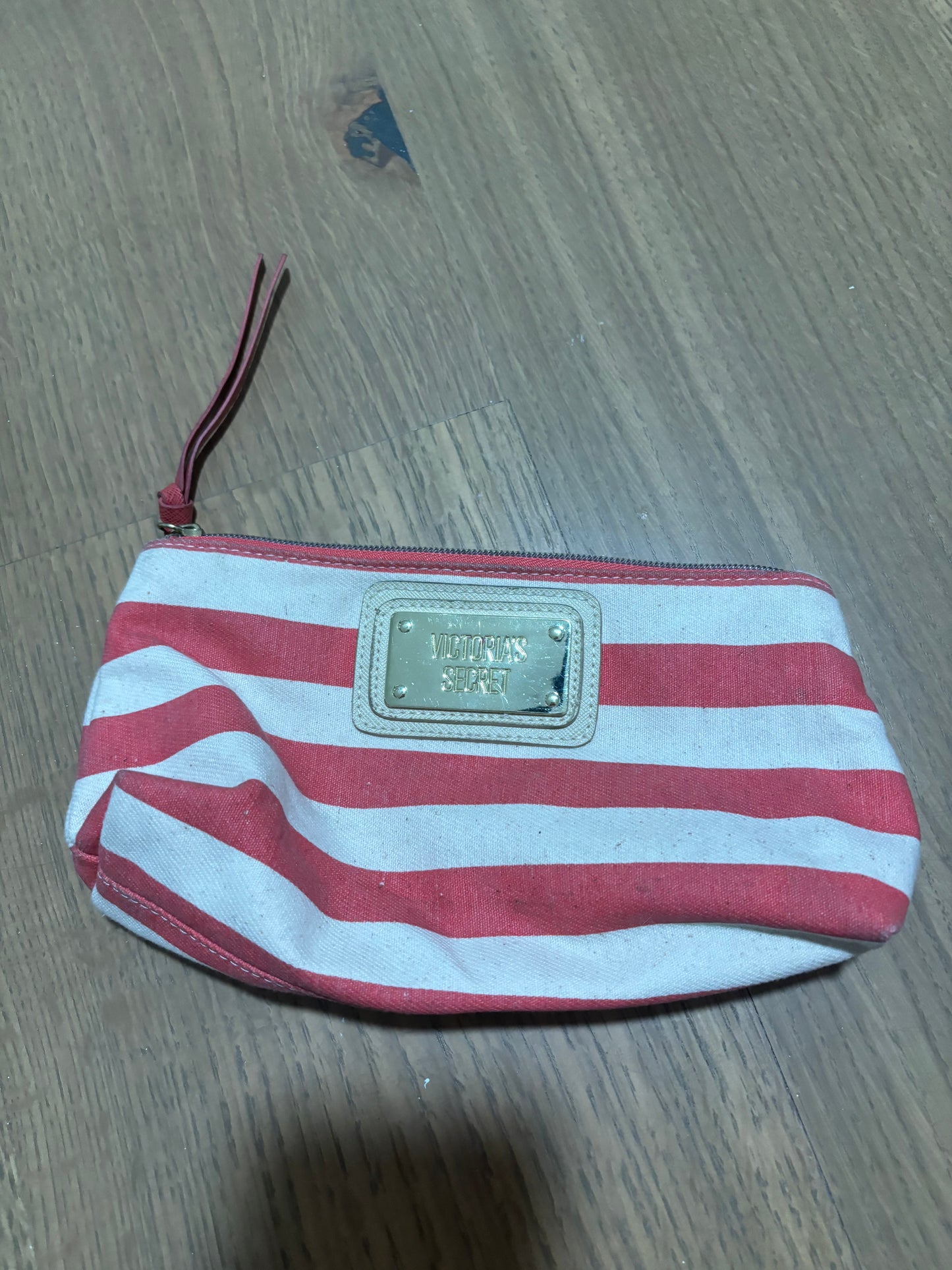 Victoria secret pouch