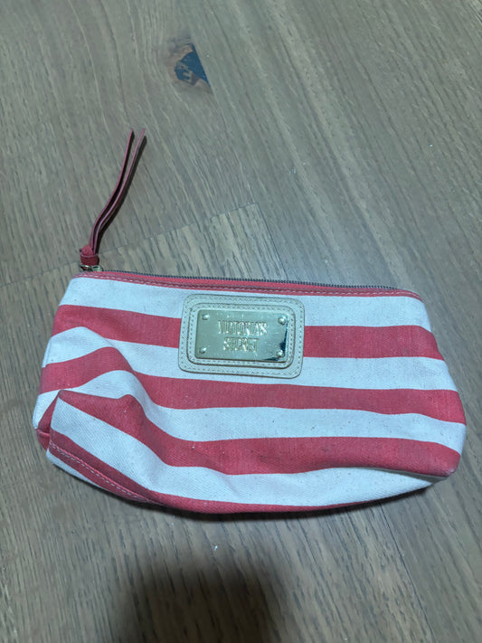 Victoria secret pouch