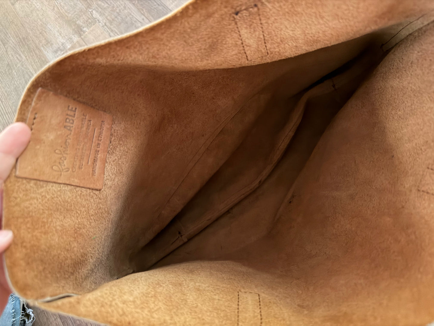 oak&tan - has some wear and water spot - GREAT quality