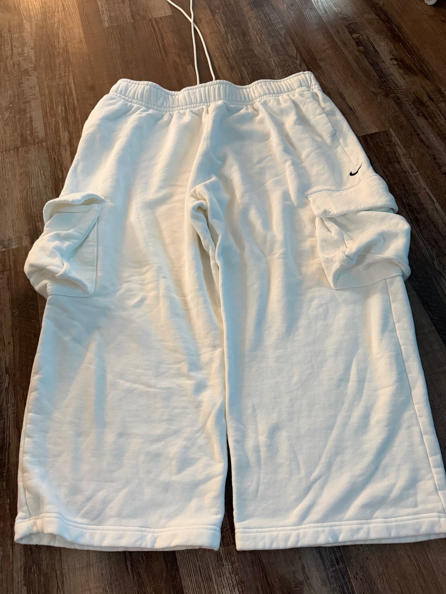 nike - xl - small spot