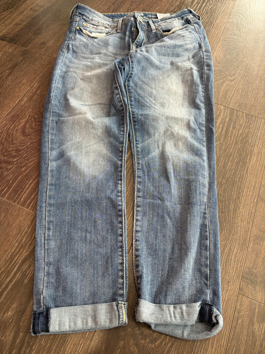 levi size 7